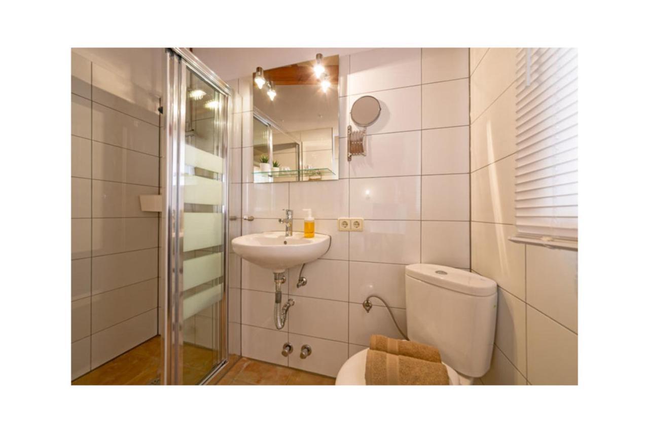 Boutique Hostal "Born53" Im Stadtkern Von Llucmajor, Mallorca Aparthotel Llucmajor  Kültér fotó